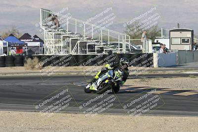 media/Nov-02-2025-CVMA (Sun) [[337aff29ab]]/Race 17-Amateur Supersport Middleweight/